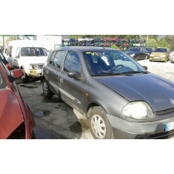 renault clio i phase iii del año 1998