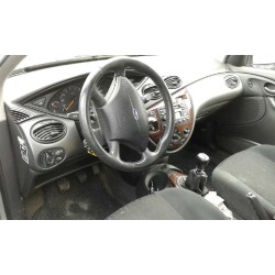 ford focus berlina (cak) del año 2017