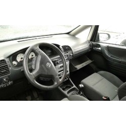 opel zafira a del año 2004