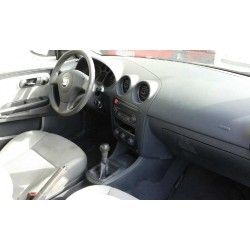 seat ibiza (6l1) del año 2003