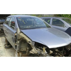 opel astra h berlina del año 2005