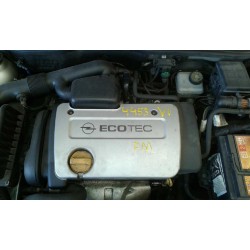 opel astra g berlina del año 2000