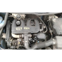 peugeot 206 berlina del año 2001
