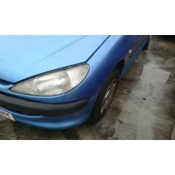 peugeot 206 berlina del año 2001