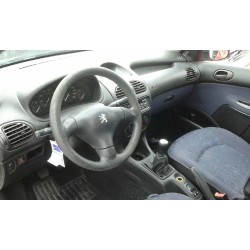 peugeot 206 berlina del año 2000