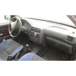 peugeot 106 (s2) del año 2001