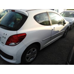 peugeot 207 del año 2010