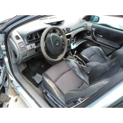 renault laguna ii (bg0) del año 2001