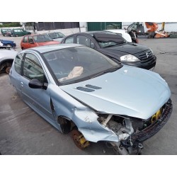 peugeot 206 berlina del año 2002