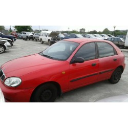 daewoo lanos del año 1999