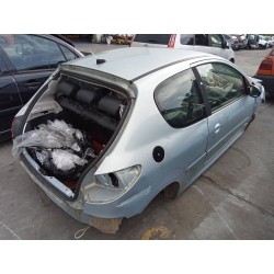 peugeot 206 berlina del año 2002