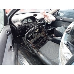 peugeot 206 berlina del año 2002