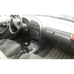 citroen xsara berlina del año 1999