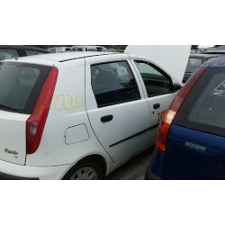 fiat punto berlina (188) del año 2014