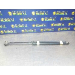 Recambio de amortiguadores maletero/ porton para opel zafira a club referencia OEM IAM 90579440  