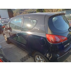 mitsubishi colt berlina 3 (cz) del año 2007