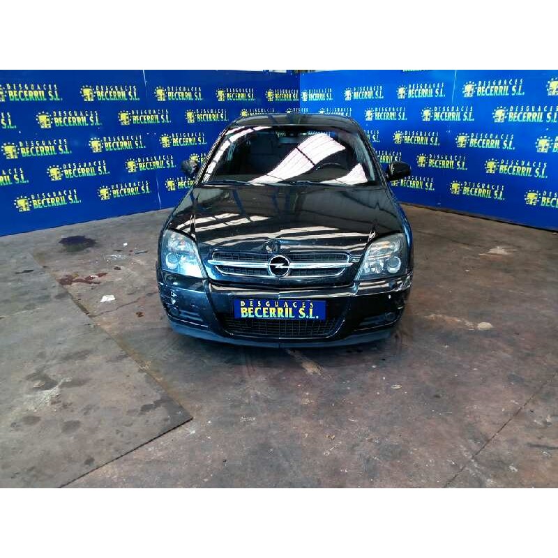 opel vectra c berlina del año 1950