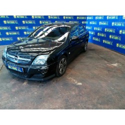 opel vectra c berlina del año 1950