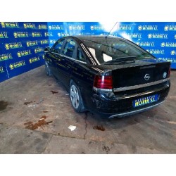 opel vectra c berlina del año 1950