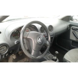 seat ibiza (6l1) del año 2003