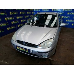 ford focus berlina (cak) del año 2004