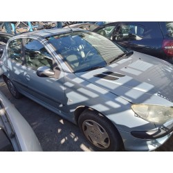 peugeot 206 berlina del año 2002