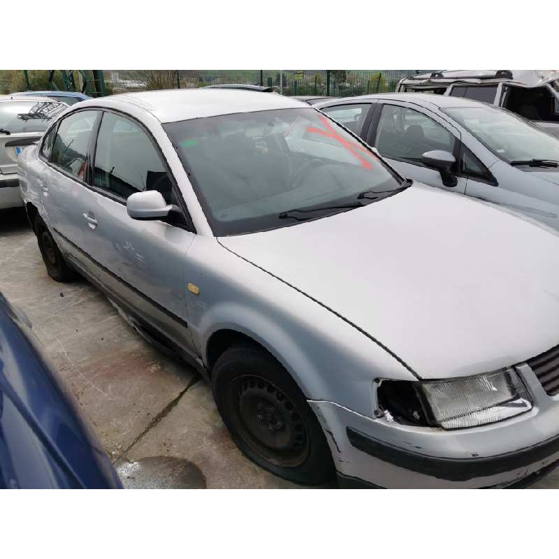 volkswagen passat berlina (3b2) del año 1999
