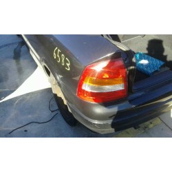 opel astra g berlina del año 1999