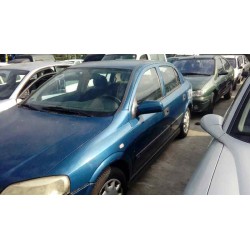 opel astra g berlina del año 2002
