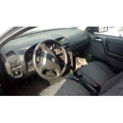 opel astra g berlina del año 2002