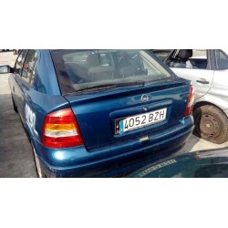 opel astra g berlina del año 2002