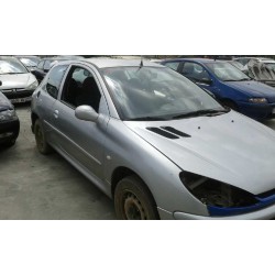 peugeot 206 berlina del año 1999