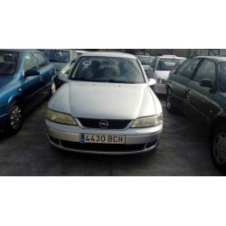 opel zafira a del año 2000