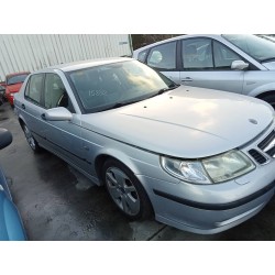 saab 9-5 berlina del año 2001