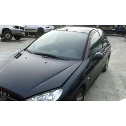 peugeot 206 berlina del año 2004