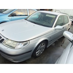 saab 9-5 berlina del año 2001