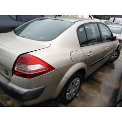 renault megane ii classic berlina del año 2007