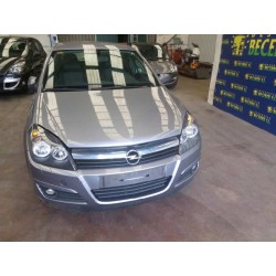 opel astra h berlina del año 2005