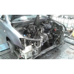 toyota avensis berlina (t25) del año 2004