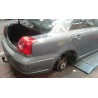 toyota avensis berlina (t25) del año 2004