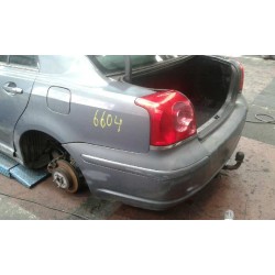 toyota avensis berlina (t25) del año 2004