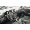 toyota avensis berlina (t25) del año 2004