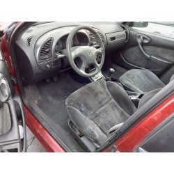 citroen xsara berlina del año 2000