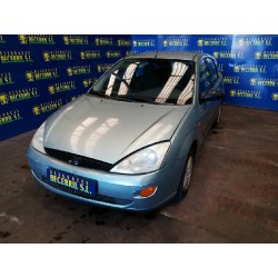 ford focus berlina (cak) del año 1999