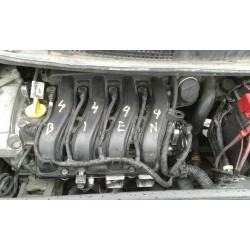 renault scenic ii del año 2006