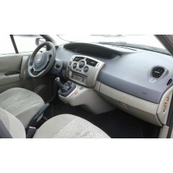 renault scenic ii del año 2006