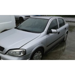 opel astra g berlina del año 2002