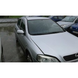 opel astra g berlina del año 2002