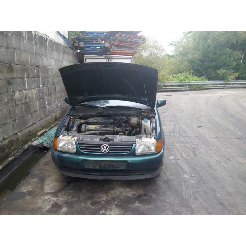 volkswagen polo berlina (6n1) del año 1997