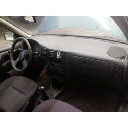 volkswagen polo berlina (6n1) del año 1997